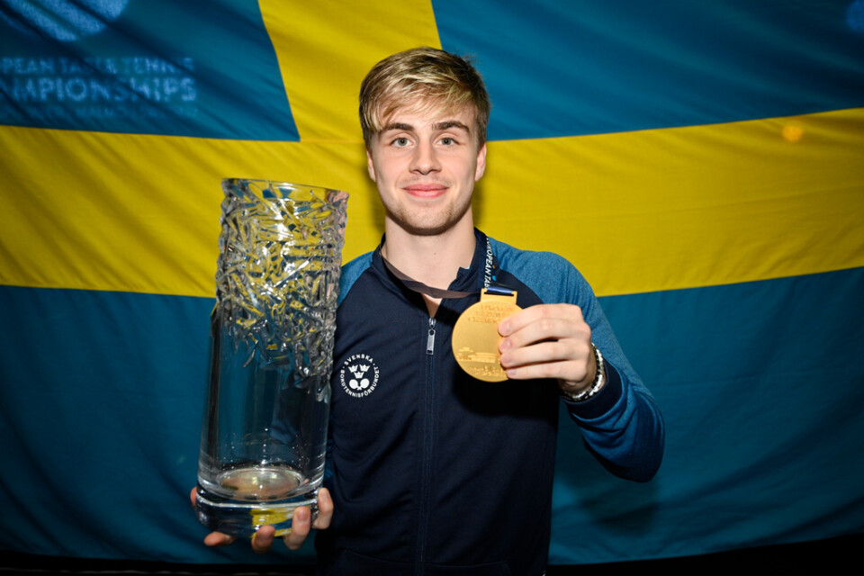 Truls Möregårdh firar sitt första EM-guld.