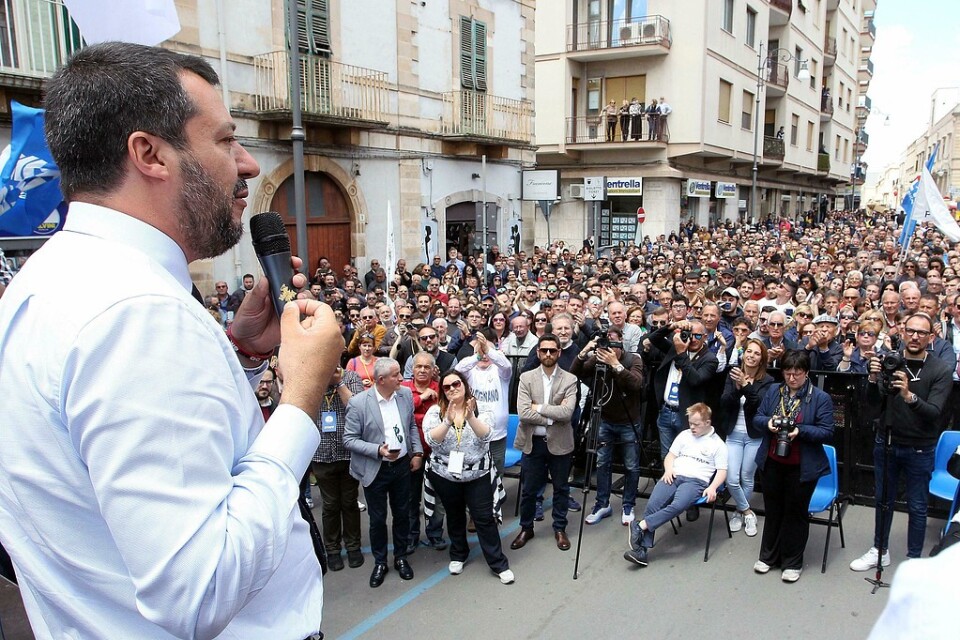 Det främlingsfientliga italienska partiet Legas ledare Matteo Salvini kampanjar i Putignano inför EU-valet.