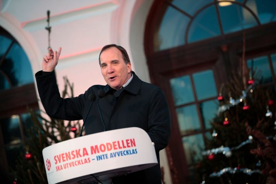 KÖPING 20171217Statsminister Stefan Löfven (S) håller jultal på Stora torget i Köping.Foto: Kicki Nilsson/TT/11380