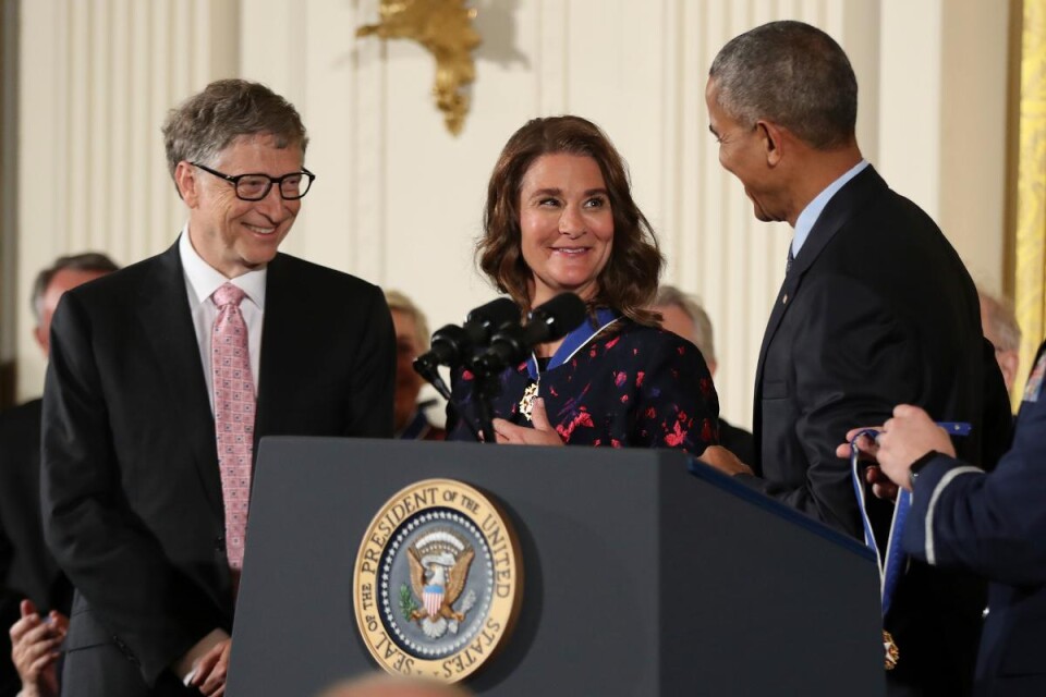 Bill och Melinda Gates tilldelas USA:s finaste utmärkelse, frihetsmedaljen, av president Barack Obama för deras arbete med välgörenhet. Foto: Manuel Balce Ceneta