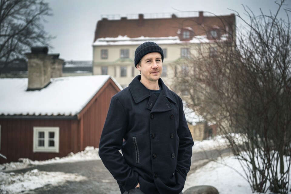Pål Sverre Hagen är tillbaka som finansmannen William i NRK-serien "Exit".