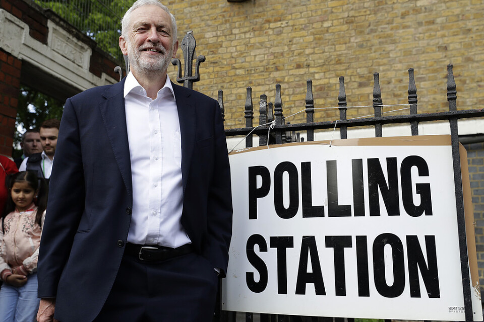 Labourledaren Jeremy Corbyn – här under EU-valet i maj – utmanar nu näste Toryledare att våga utlysa en ny folkomröstning om EU-medlemskap.