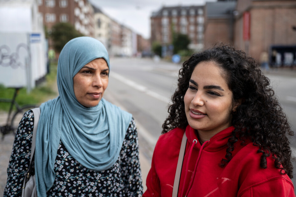 Köpenhamnsborna Azhar Hussein och Dania Al Naimi tycker definitivt att gängkriminaliteten är ett stort problem för Danmark.