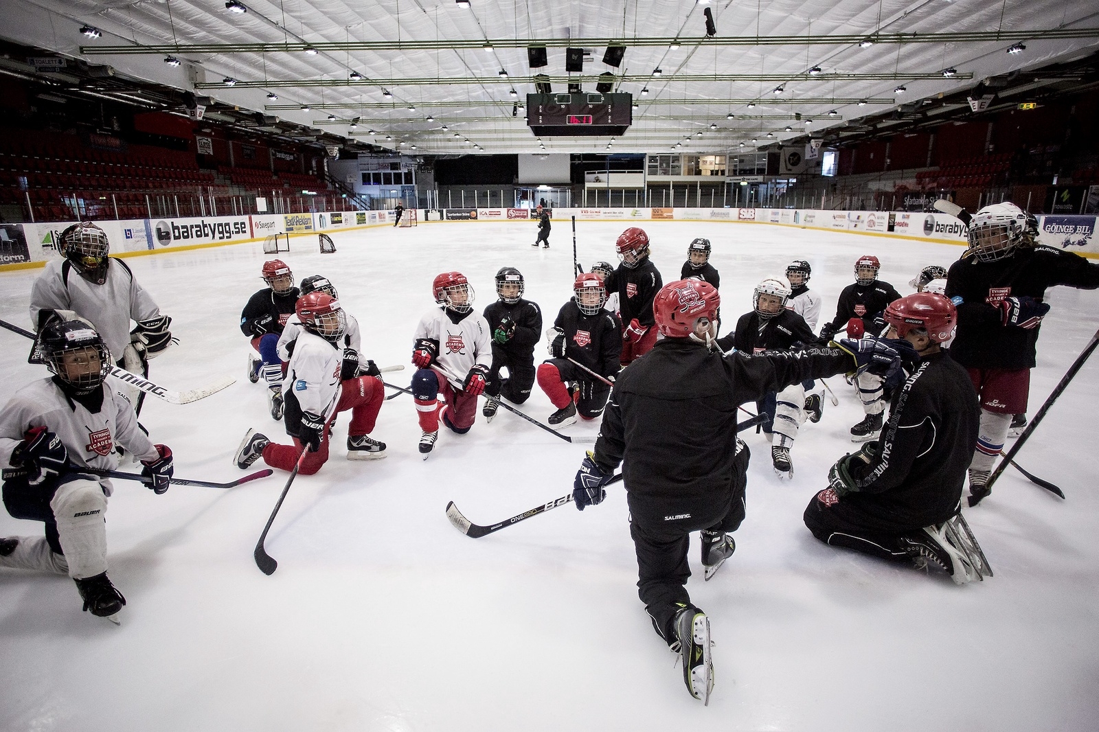 På Tyrs Hov är det is året runt, något som skiljer Tyringe Hockeys verksamhet från de flesta andra konkurrenter. Foto: Jörgen Johansson