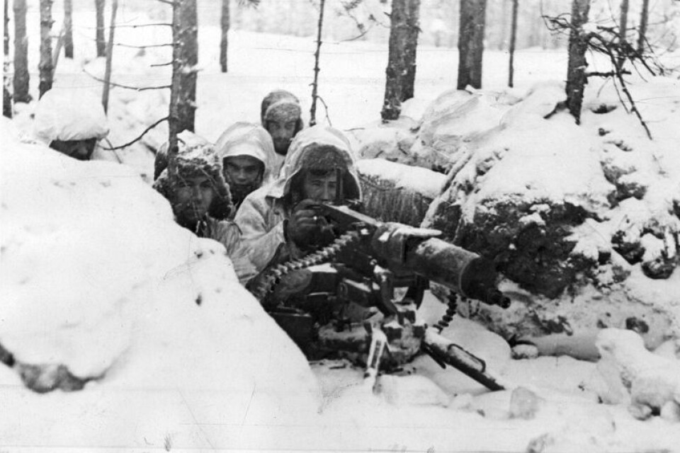 Bilden visar finska soldater i ett kulsprutenäste under Vinterkriget mot Sovjet, som inleddes 30 november 1939.