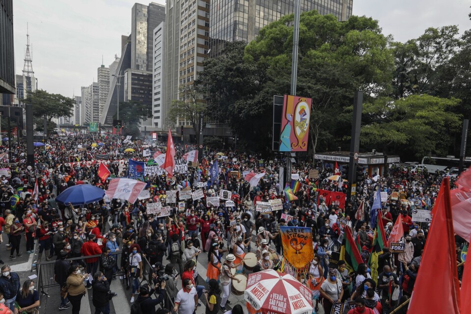 Demonstrationer i São Paulo i Brasilien mot president Jair Bolsonaros agerande under pandemin.
