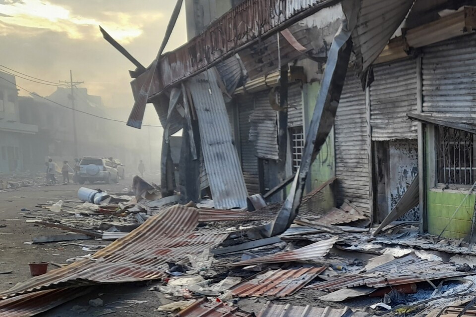 Utbrända byggnader i Honiaras kinesiska kvarter i Salomonöarna.