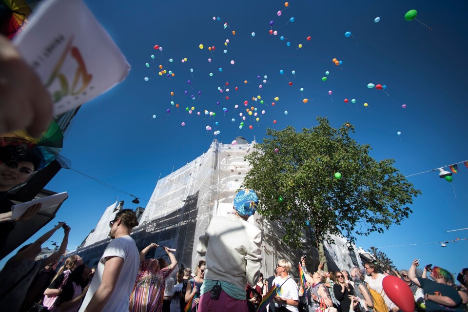 Växjös femte pridefestival invigdes i måndags.