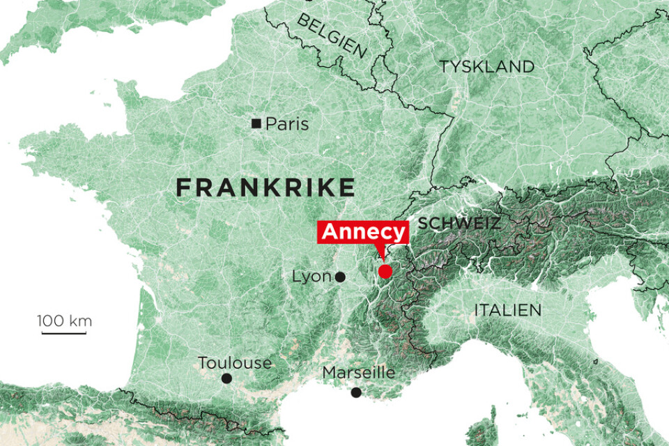 Flera personer, bland dem barn, har skadats i ett knivdåd i franska staden Annecy.