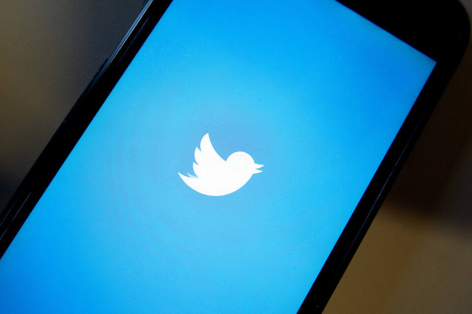 En 18-åring kapade ett Twitter-konto och hotade bomba ett flygplan. Arkivbild.