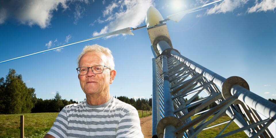 Han byggde sitt eget vindkraftverk hemma på tomten