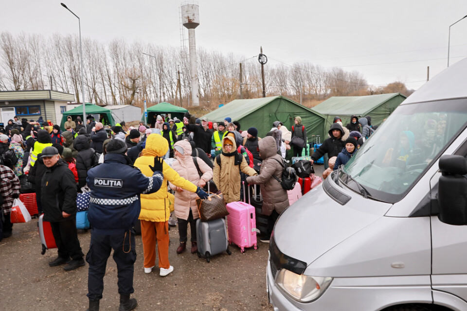 Moldavien tar emot ukrainska flyktingar vid gränspassagen Palanca-Maiaki-Udobnoe. Bild tagen av FN:s fotograf den 1 mars.