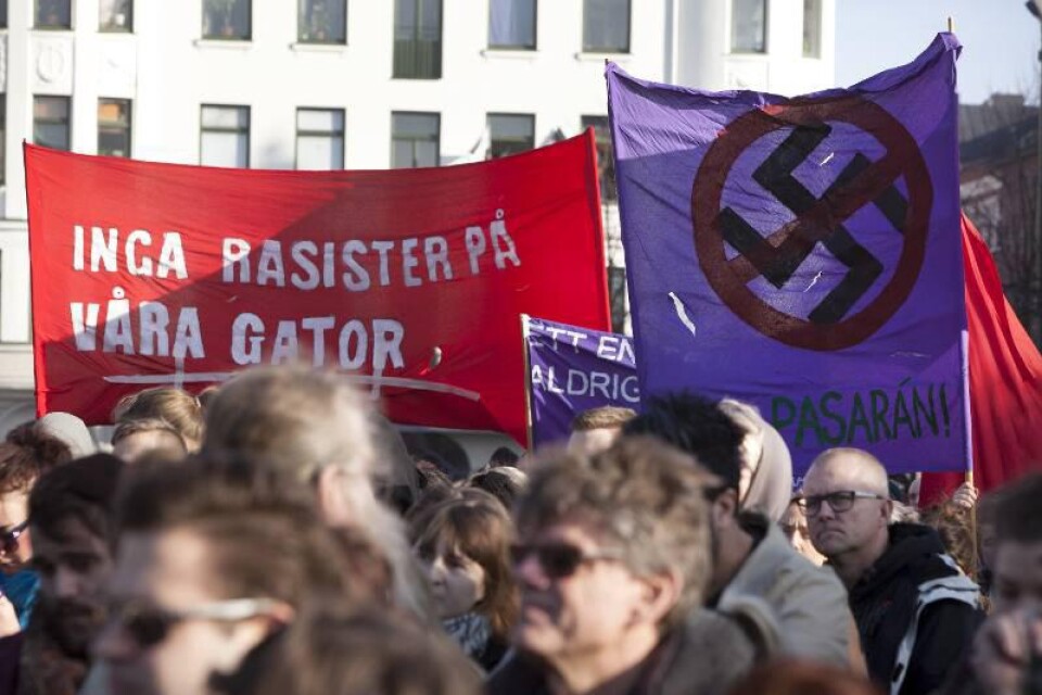 Tusentals personer gick ut på Malmös gator för att ta avstånd från nazism.