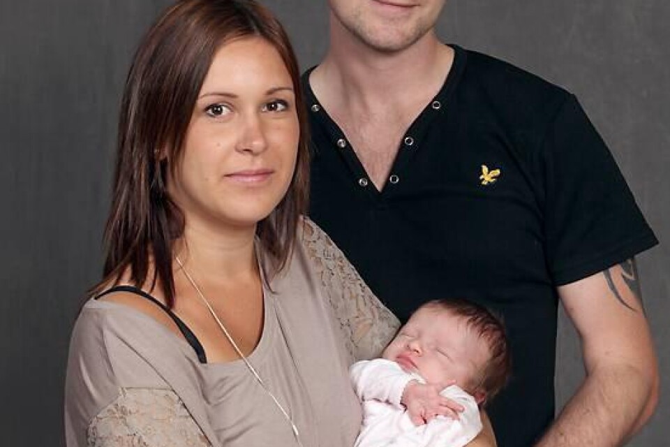 Emma Söderstam och Tim Petersson, Kallinge, fick den 30 april en dotter Molly som vägde 3600 g och var 52 cm.