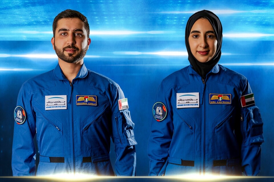 Förenade arabemiratens nya astronauter Mohammed Al-Mulla och Noura Al-Matrooshi.