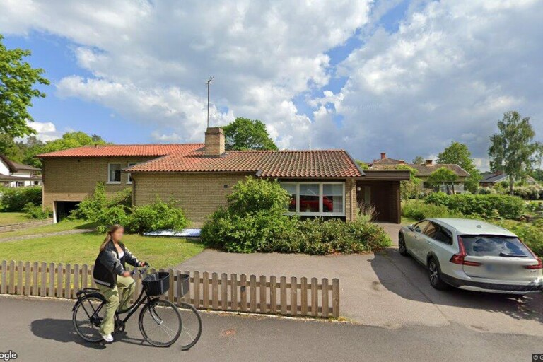 Stor 60-talsvilla på 231 kvadratmeter såld i Nybro – priset: 1 800 000 kronor