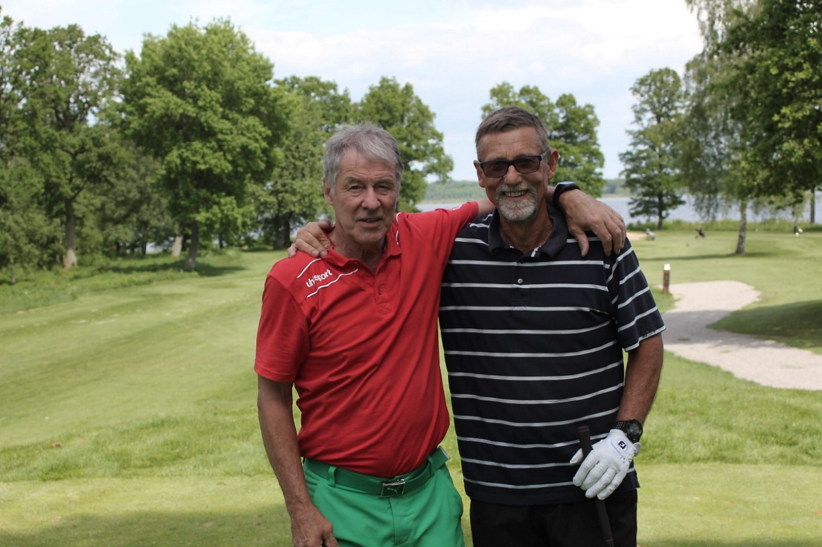 Säsongerna 1971 till 73 spelade Kenneth Berg och Kenneth Jonsson i samma kedja i Rögle BK. På tisdagen möttes de i golf på Skyrup.