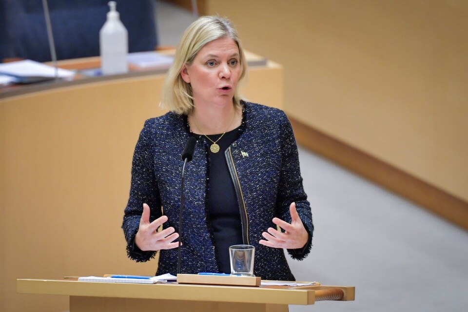 Magdalena Anderssons säkerhet ifrågasätts efter att en person utan uppehållstillstånd städat hos statsministern.