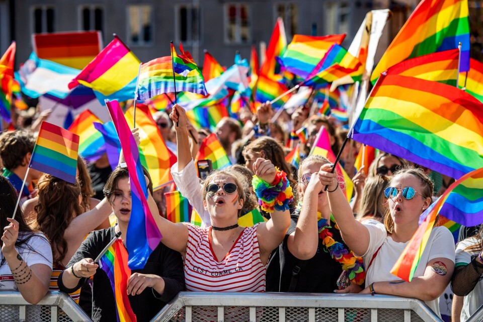 Det var fullt med folk på Stortorget under Kalmarsund Pride 2018.