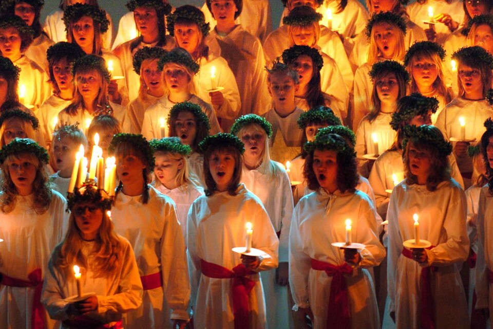There will be a delightful Lucia song at the Hälsoträdgården on December 13th.