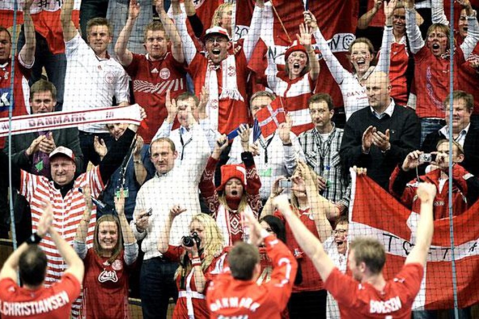 Supportrarna invaderade arenan. Fyra kungar enligt sportchefen Patric Nilsson.