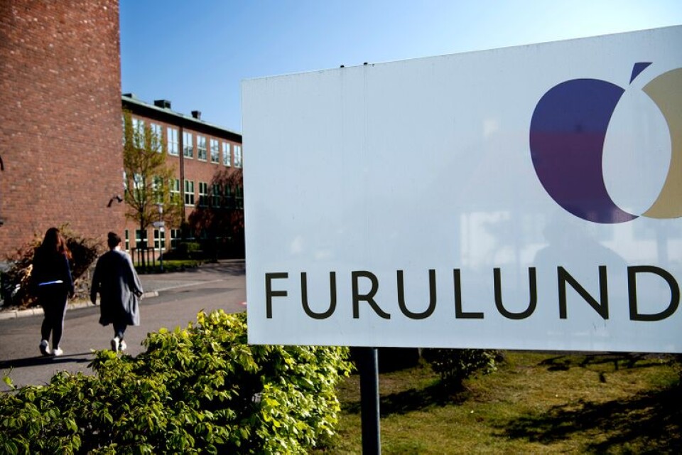 Furulundsskolan i Sölvesborg kommer övergå till distansundervisning från och med i morgon.
