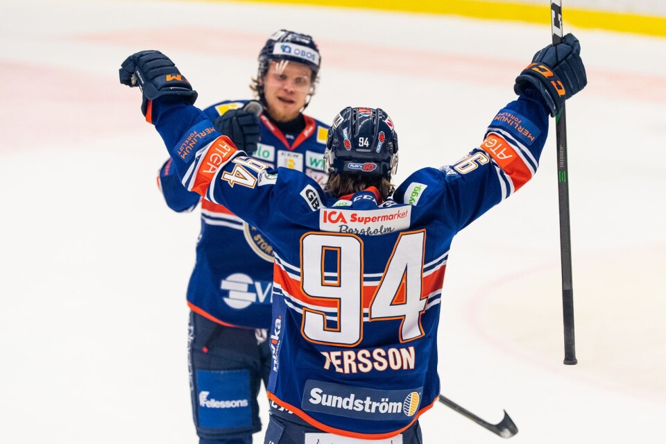 Joel Persson och Ludvig Nilsson jublar.