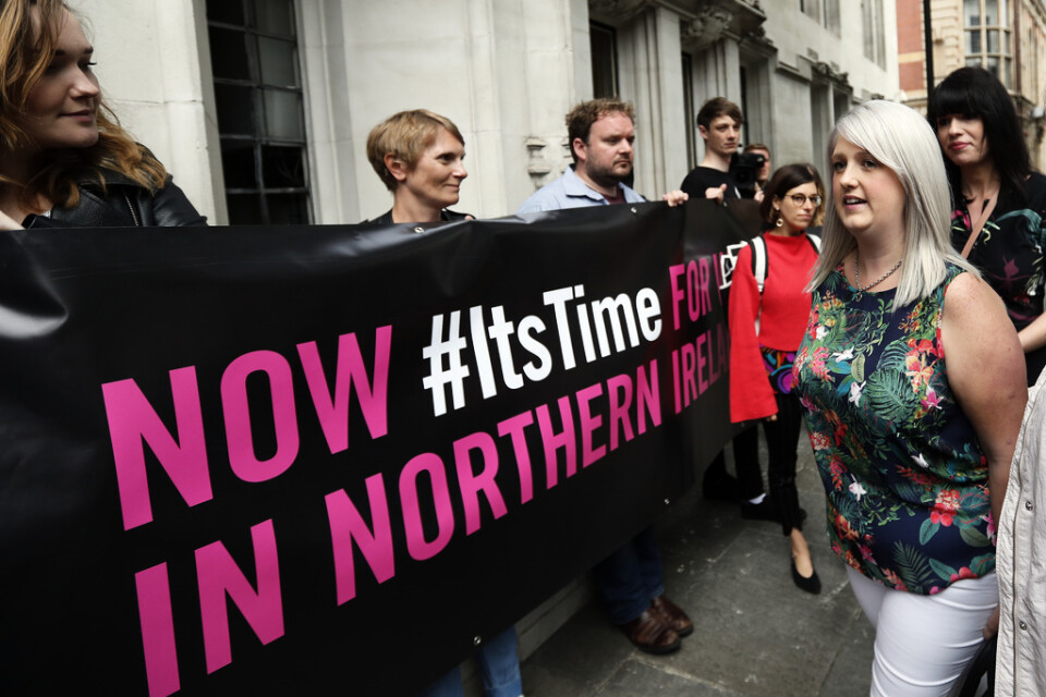 En demonstration mot Nordirlands strikta abortlagar i juni 2018. Arkivbild.