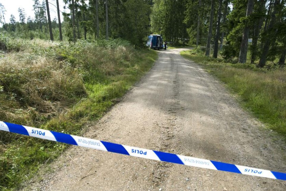 skogsområde Platsen där den 17-åriga flickan hittades. Fo foto: filip sjöfors