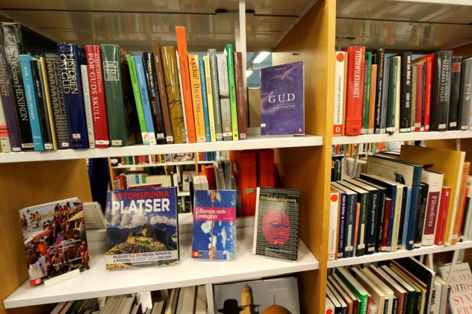 Suget efter en bra bok kan komma hastigt eller efter stängningsdags. Dalsjöfors bibliotek blir först med obevakade öppettider.