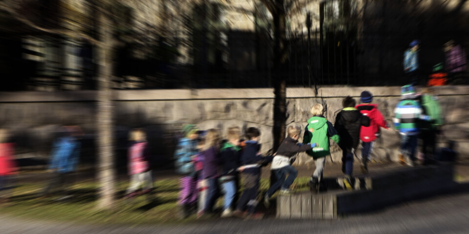 Fyra av fem ukrainska barn som flytt till Sverige går i svensk skola denna höst. Arkivbild.