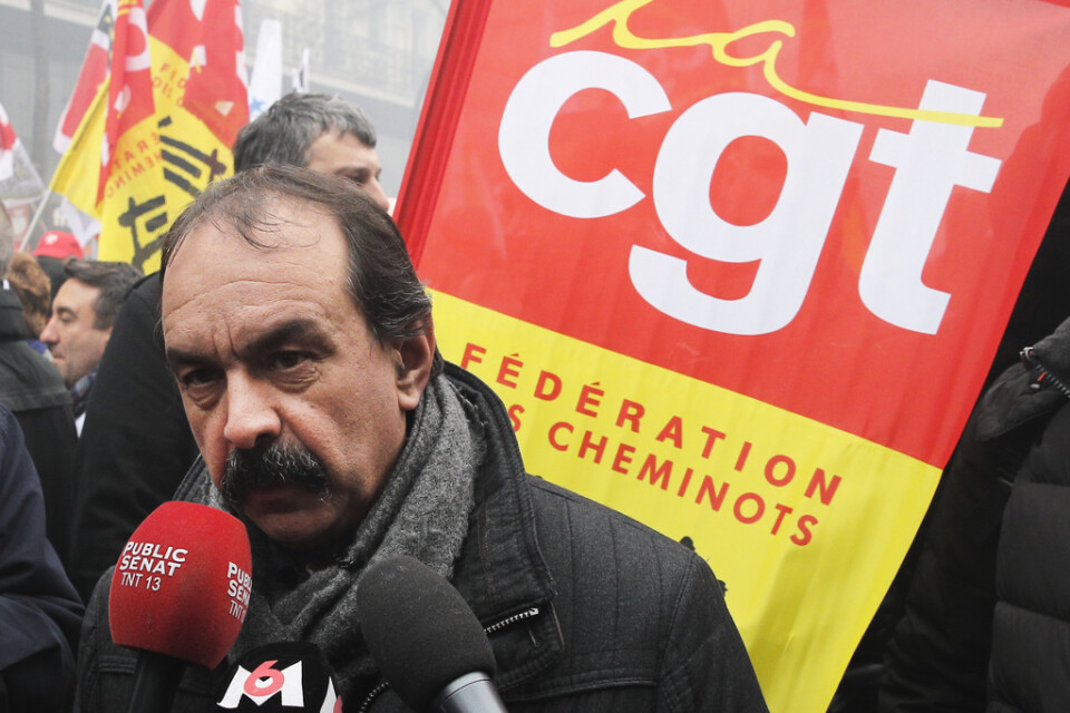 Fackföreningsledaren Philippe Martinez uppmanar till utvidgad strejk i Frankrike i protest mot en planerad pensionsreform. Arkivbild