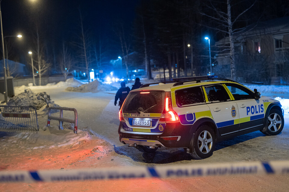 En man sköts till döds och flera andra skadades vid en skottlossning i Östra Ersboda i Umeå i januari. En man har nu begärs häktad misstänkt för mord.