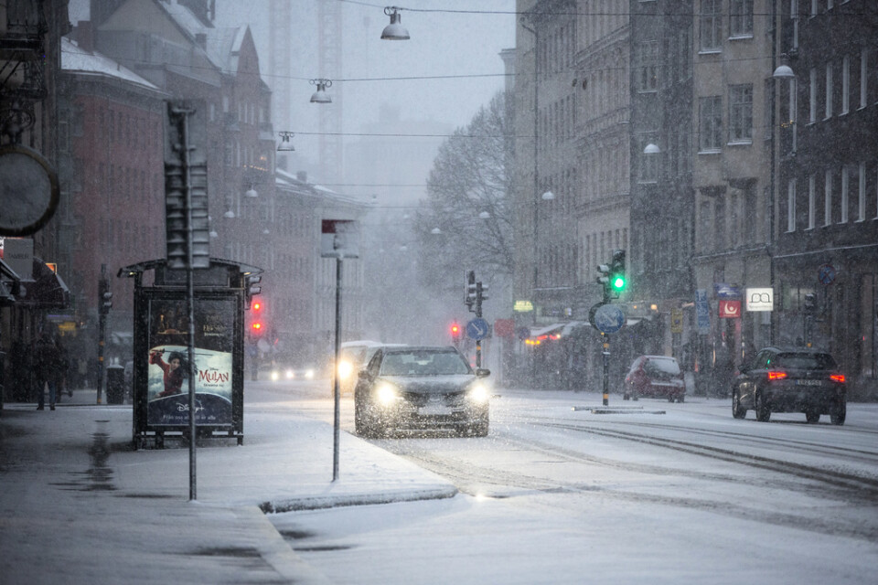 Snöbyar drog in över Stockholm på juldagen.