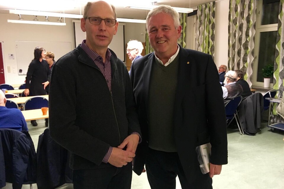 Per-Inge Pettersson och Anders W Jonsson medverkade på ett öppet möte på Valhall. Foto: Tommy Nilsson