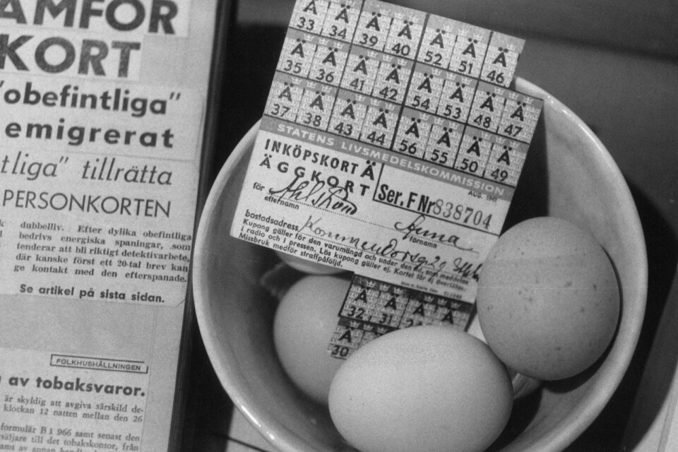 Statens Livsmedelskommissions mat- och äggkuponger som användes i Sverige under 2:a världskriget.