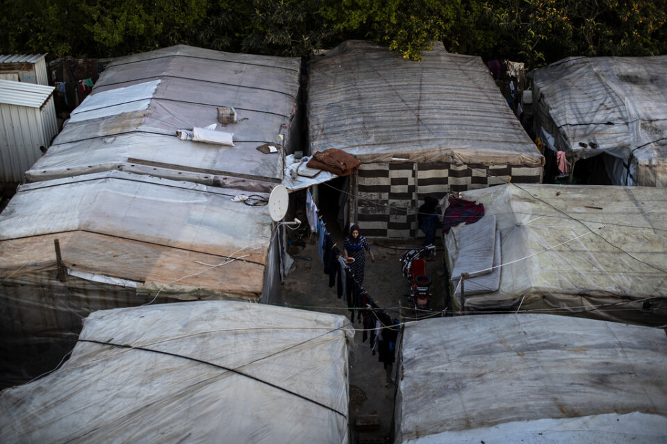 Syriska flyktingar i ett informellt läger i Tripoli i Libanon i april.