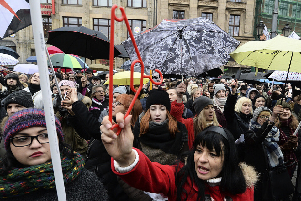 Tidigare protest mot vidare skärpning av Polens abortlagstiftning. Arkivbild från Wroclaw.