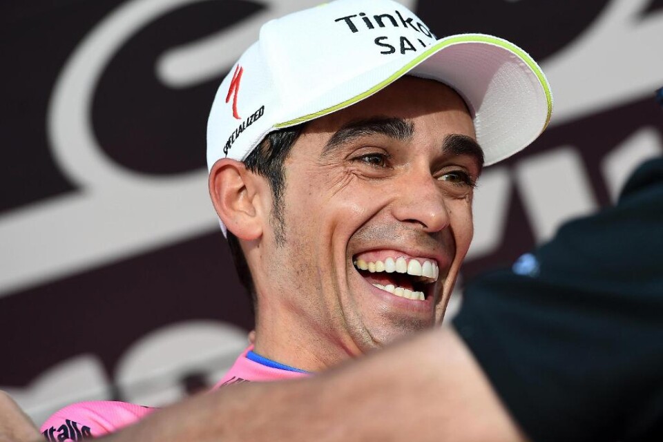 Den 170 kilometer långa Giro d'Italia-etappen mellan Melide i Schweiz och målgången i italienska Verbania spurtvanns av belgaren Philippe Gilbert, guldmedaljör i linjeloppet på VM 2012. Men torsdagens stora vinnare var mannen i den rosa ledartröjan - Al