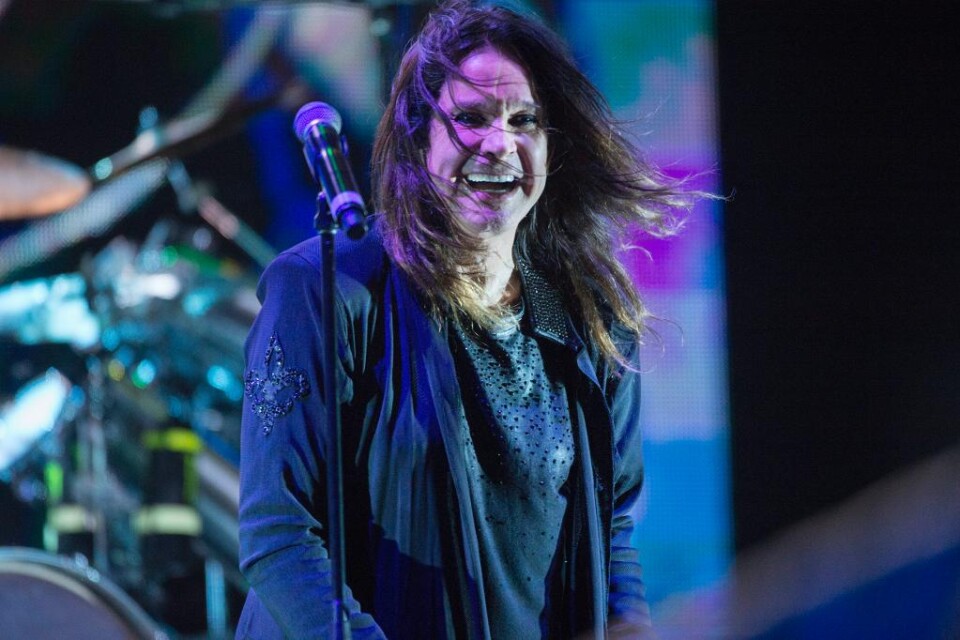 Det legendariska rockbandet Black Sabbath lägger ned. Men först ska de ta farväl av sina fans med den avslutande turnén \"The end\", skriver LA Times. Redan i våras sade Ozzy Osbourne att gruppen stod inför sitt avslut. Han berättade om nästa års turné o
