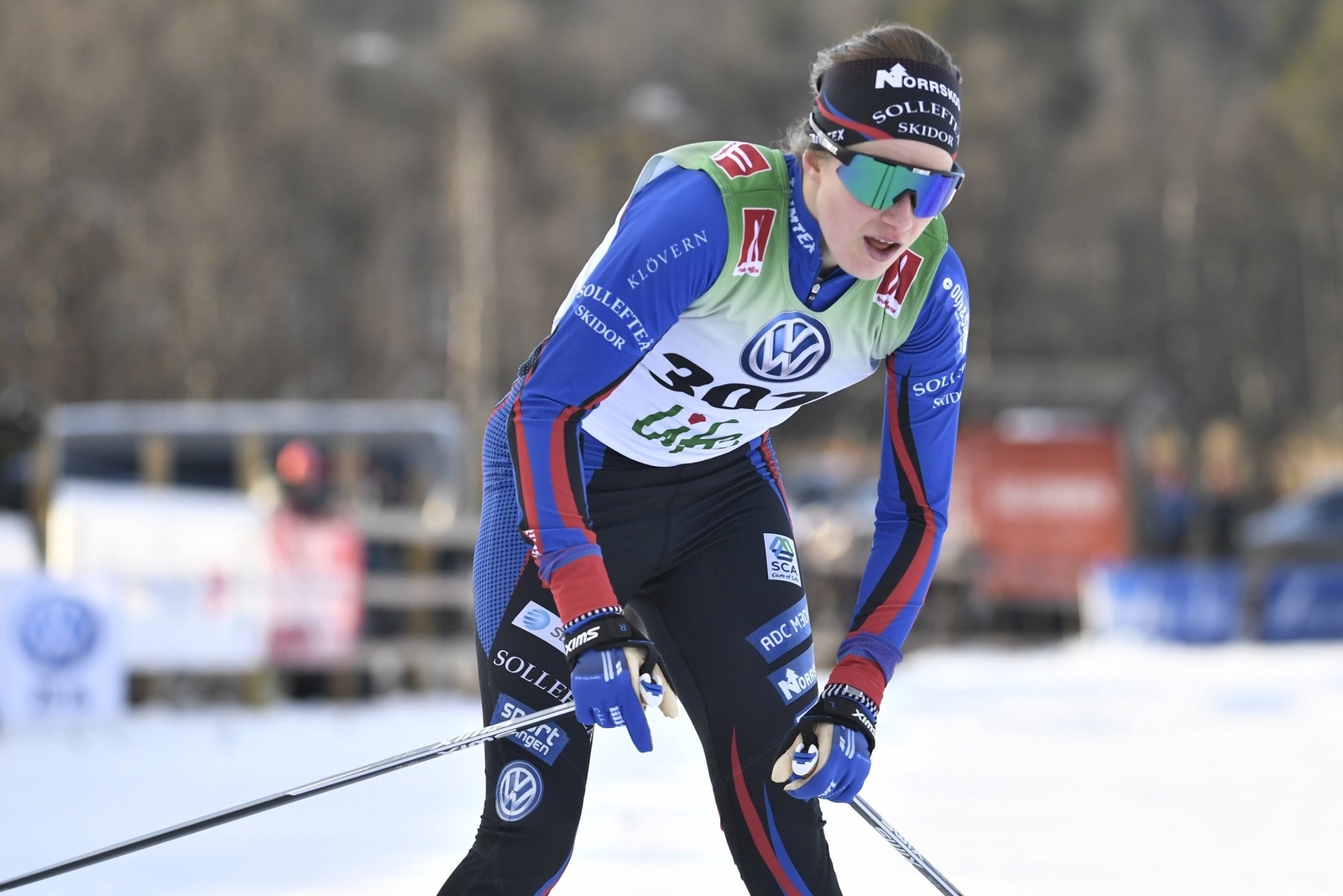 Ebba Andersson under premiär för längdskidtävlingar och vintersäsongen 2018-19 i Bruksvallarna. 
Foto: Ulf Palm / TT / Kod 9110