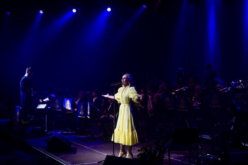 Ett av kulturarrangemangen som hållits i Västervångshallen. Artisten Anna Bergendahl på scen med Trelleborgs Musikkår i april i år.