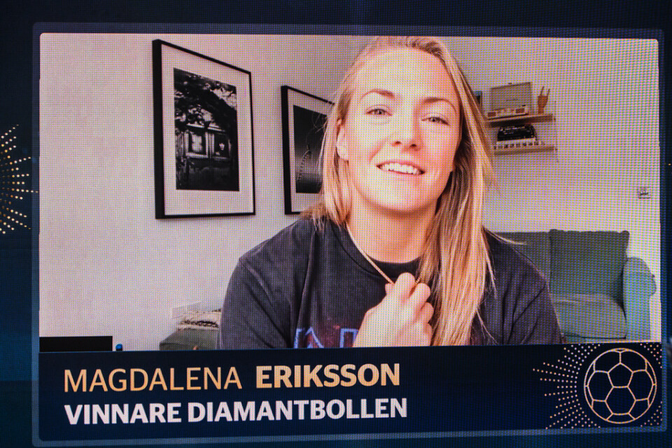 Magdalena Eriksson, vinnaren av Diamantbollen 2020, under den digitala galan "Fotbollsåret 2020" i TV4.