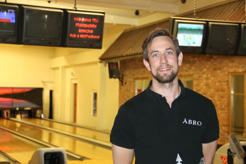 Mikael Jäine på Fiskebacken bowling valde att avstå från att köpa licens till VM-sändningarna i år. Med facit i hand hade han kanske gjort annorlunda efter den blågula framgångssagan.