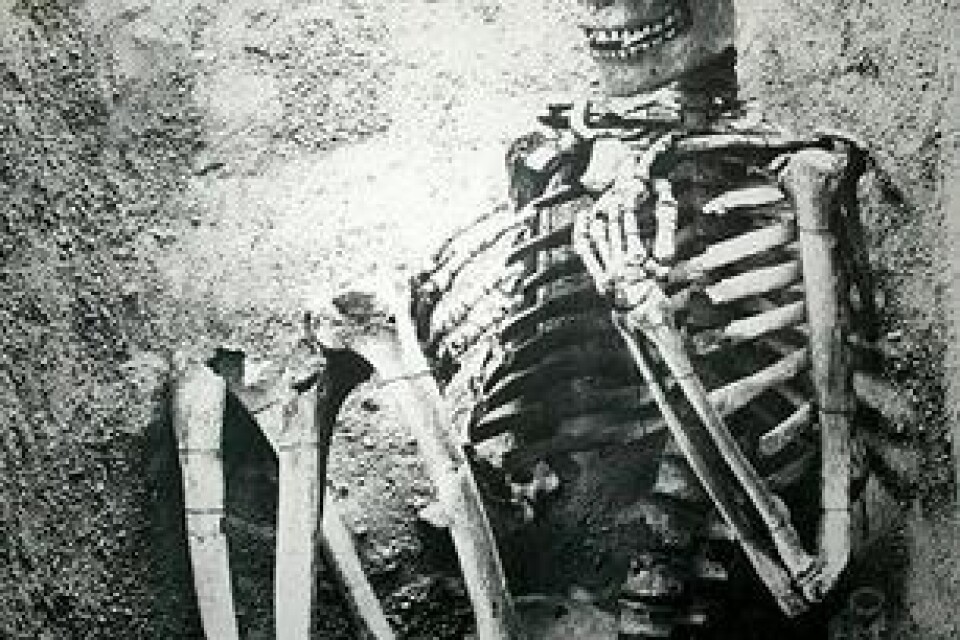 Forskarna trodde först att skelettet var en man. Senare visade det sig vara en kvinna som fött ett tiotal barn.