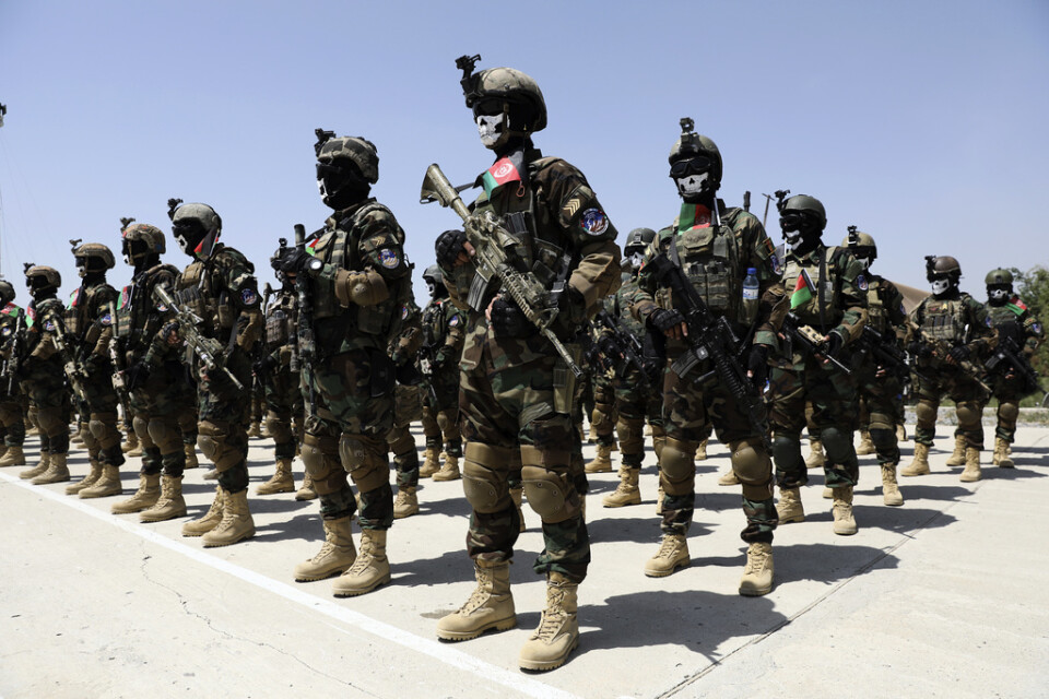 Nyutbildade afghanska specialstyrkor vid en ceremoni i Kabul 2021 sedan de genomgått ett tre månader långt träningsprogram.