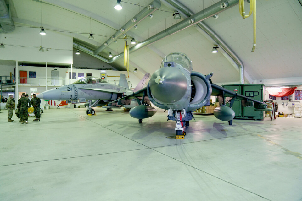 Amerikanskt jaktflyg i en hangar i norska Bodö, i samband med Natoövningen Cold Response 22 i mars i år.