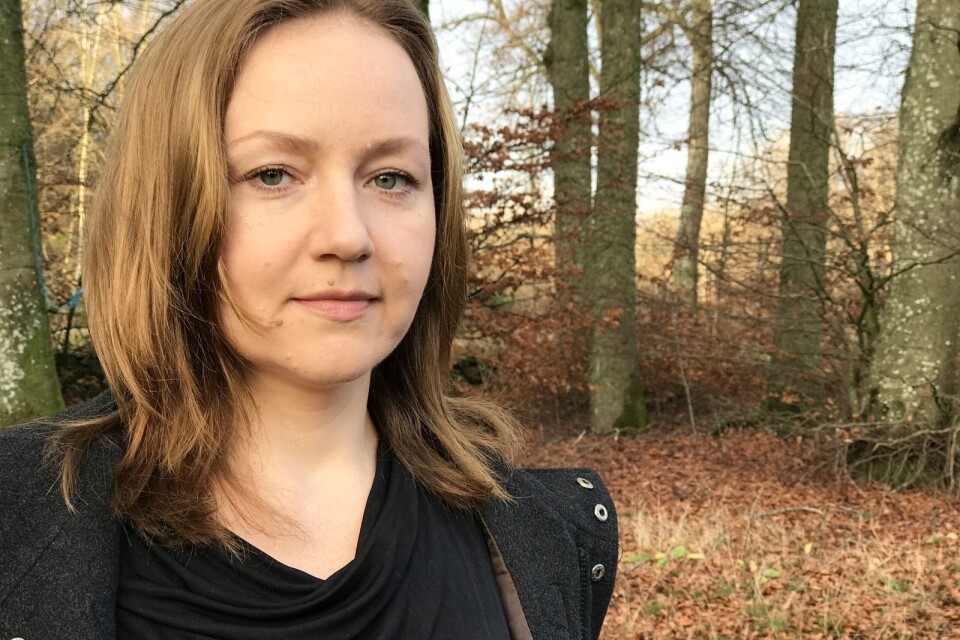 Lida Starodubtseva är kulturskribent, språklärare och översättare från ryska till svenska. ”En oändligt lång vår” är hennes skönlitterära debut.