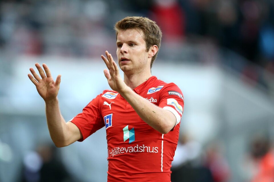 Måns Söderqvist ser ut att vara förlorad för Kalmar FF. Uppgifter gör gällande att han just nu slutförhandlar med Hammarby IF. Foto: Paul Madej