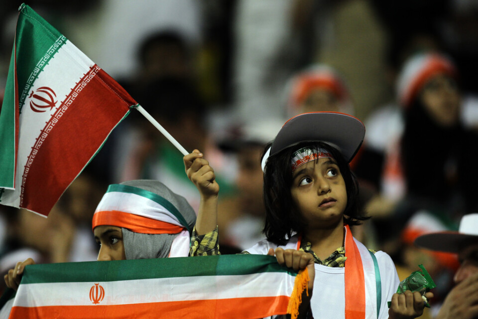 I bortamatchen mot Qatar, i VM-kvalet 2013, fick iranska kvinnor se matchen. På hemmaplan är det förbjudet.